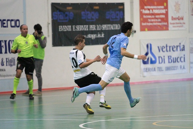 强势表现 强势表现