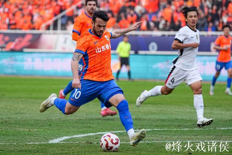 中超-卡扎伊什维利双响炮 山东泰山力克上海海港